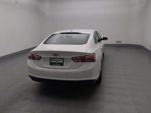 Used 2022 Chevrolet Malibu LT FWD image 7