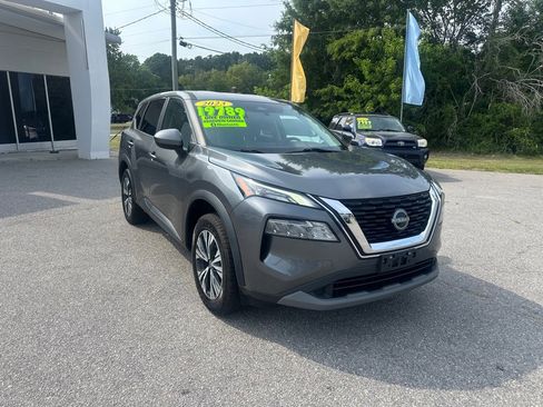 Used 2023 Nissan Rogue SV AWD/4WD image 7