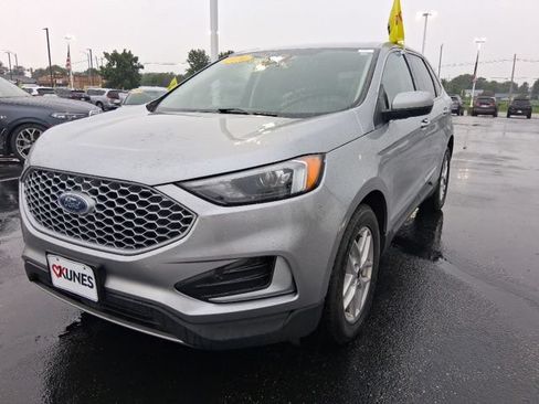 Used 2024 Ford Edge SEL AWD/4WD image 5