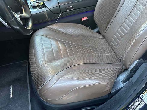 Used 2019 Mercedes-Benz S 560 Sedan image 19