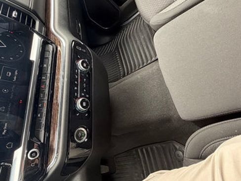 Used 2023 GMC Sierra 1500 Elevation AWD/4WD image 41