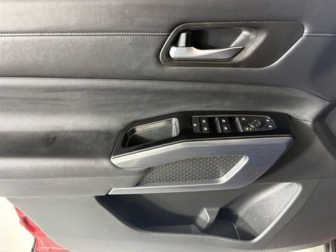 Used 2022 Nissan Pathfinder SL w/ SL Premium Package AWD/4WD image 19