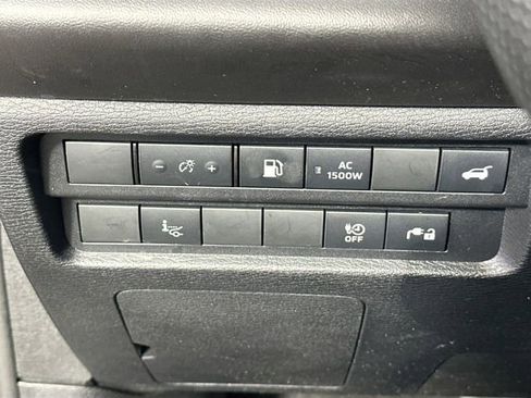 Used 2024 Mitsubishi Outlander SEL image 24