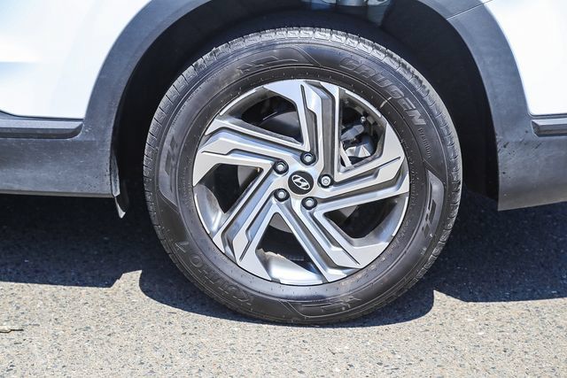 Used 2023 Hyundai Santa Fe SEL FWD image 11