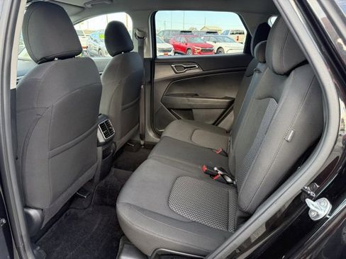 Used 2024 Kia Sportage LX image 15