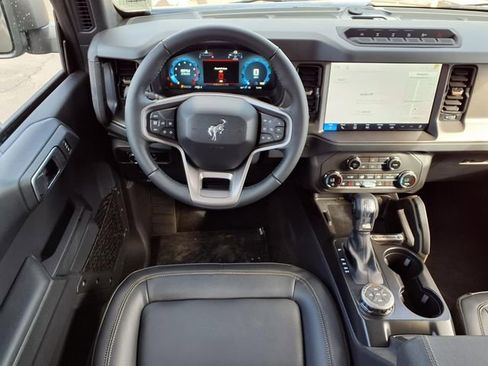 New 2026 Ford Bronco Badlands w/ Sasquatch Package image 6