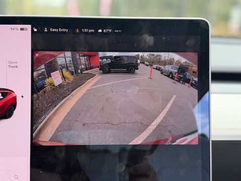 Used 2021 Tesla Model Y Long Range image 51