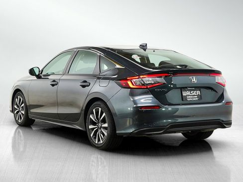 Used 2024 Honda Civic EX-L image 3