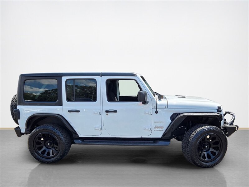 Used 2020 Jeep Wrangler Unlimited Sahara w/ Cold Weather Group AWD/4WD image 2