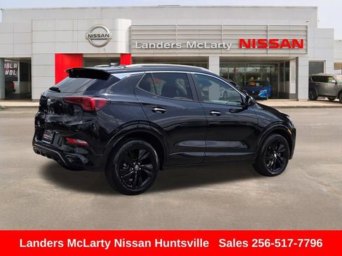 Used 2024 Buick Encore GX Sport Touring FWD image 3