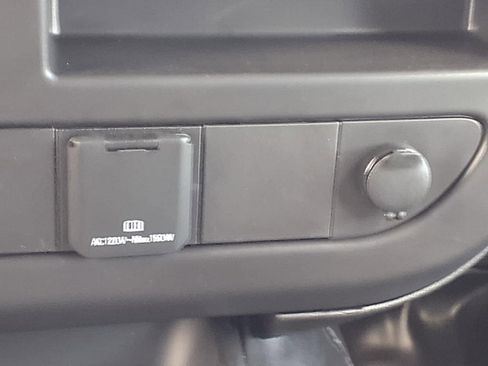 New 2025 Chevrolet Express 2500 Work Van w/ Driver Convenience Package image 19