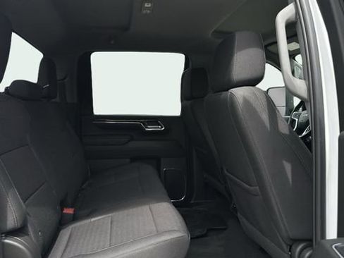 Used 2024 Chevrolet Silverado 2500 LT image 14