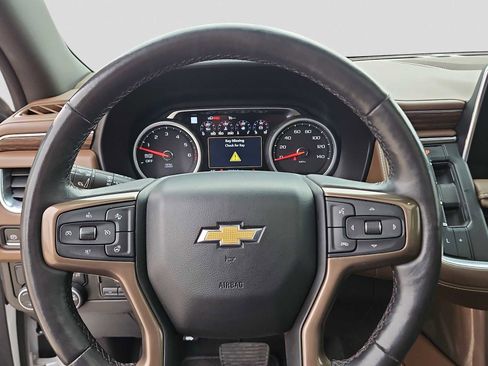 Used 2021 Chevrolet Suburban High Country image 19