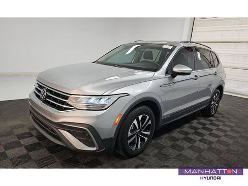 Used 2024 Volkswagen Tiguan S FWD image 1