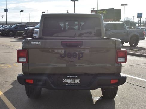 New 2026 Jeep Gladiator Sport image 6