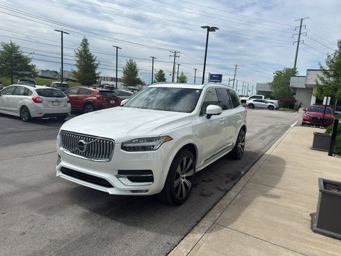 Used 2023 Volvo XC90 B6 Ultimate w/ Protection Package Premier AWD/4WD image 7