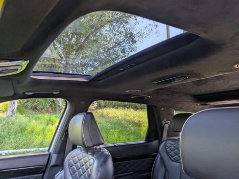 Used 2022 Hyundai Palisade Calligraphy image 16