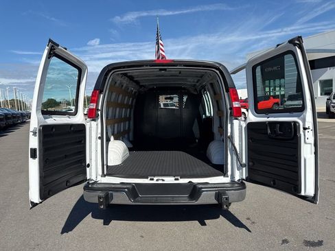Used 2023 Chevrolet Express 2500 w/ Driver Convenience Package image 24