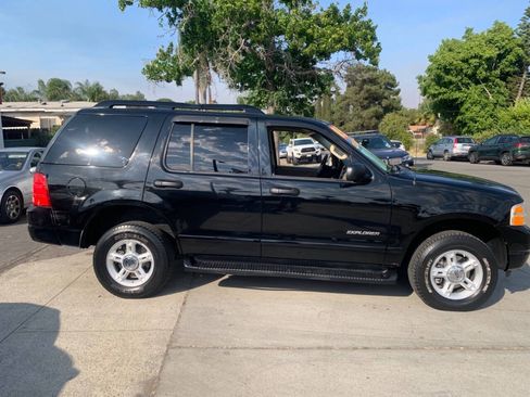 Used 2005 Ford Explorer Sport XLT AWD/4WD image 5