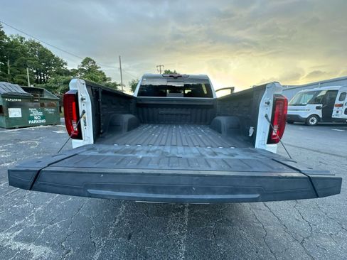 Used 2023 GMC Sierra 1500 Denali w/ Technology Package AWD/4WD image 34