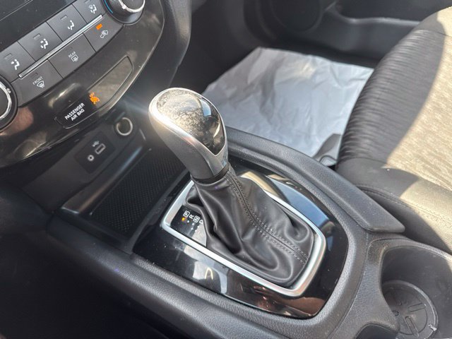 Used 2020 Nissan Rogue S w/ Special Edition Package AWD/4WD image 19