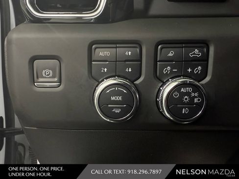 Used 2024 GMC Sierra 3500 Denali w/ Denali Reserve Package AWD/4WD image 28