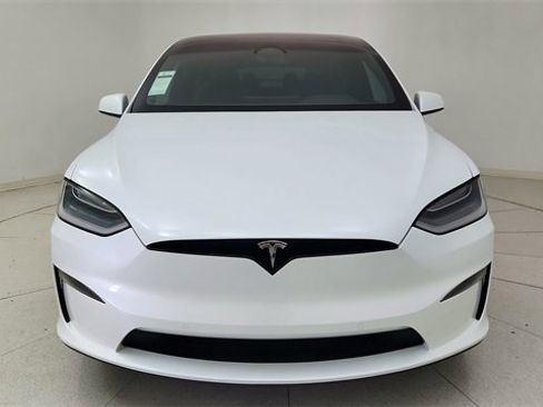 Used 2022 Tesla Model X Plaid image 2
