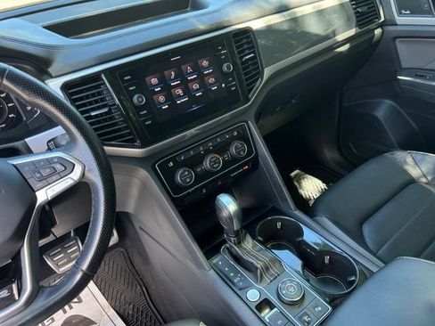 Used 2022 Volkswagen Atlas SEL Premium AWD/4WD image 36