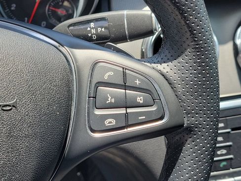 Used 2020 Mercedes-Benz GLA 250 4MATIC image 33