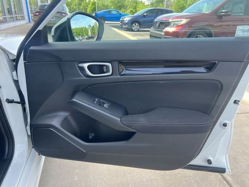 Certified 2023 Honda Civic EX image 19