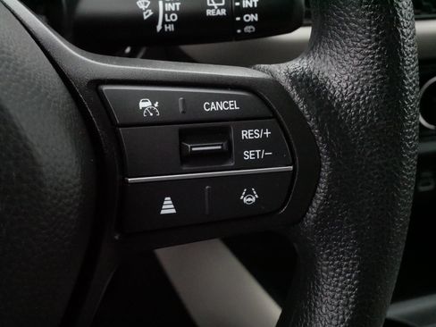Used 2023 Honda HR-V LX image 26