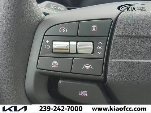 New 2025 Kia K4 LXS image 20