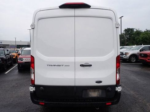 Used 2024 Ford Transit 250 148 Medium Roof Extended AWD w/ Load Area Protection Package image 5