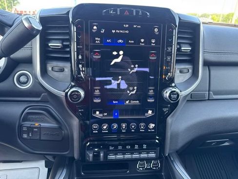 Used 2020 RAM 3500 Laramie AWD/4WD image 40