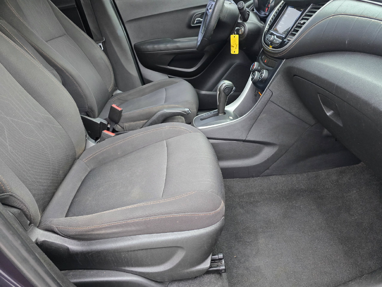 Used 2019 Chevrolet Trax LT FWD image 29