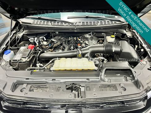 Used 2022 Ford Expedition Limited AWD/4WD image 9