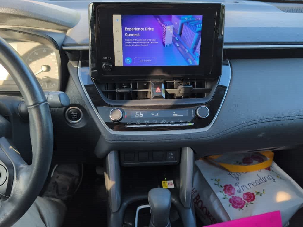 Used 2023 Toyota Corolla Cross LE w/ Moonroof Package AWD/4WD image 15