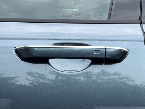 New 2027 Kia Carnival SX Prestige FWD image 16