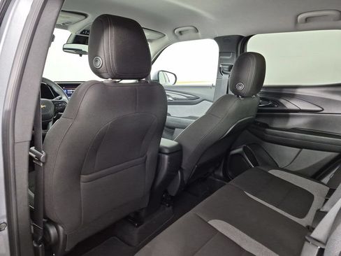 Used 2024 Chevrolet TrailBlazer LT FWD image 32