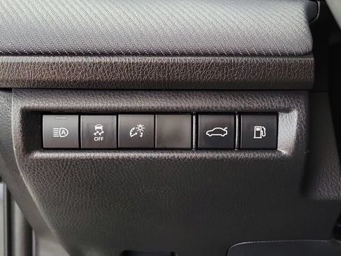 Used 2025 Toyota Camry Hybrid FWD image 23