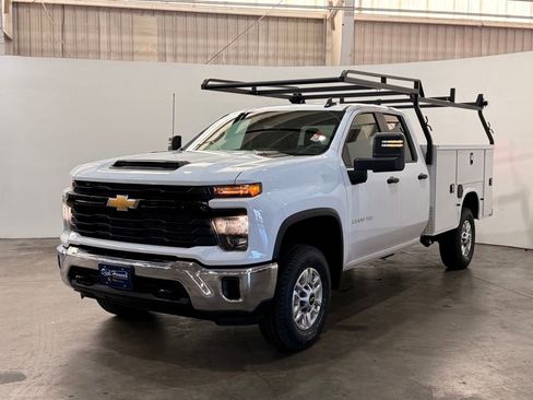 New 2026 Chevrolet Silverado 2500 W/T w/ WT Convenience Package image 2
