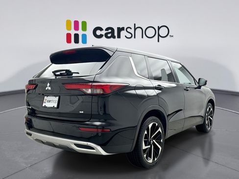 Used 2024 Mitsubishi Outlander SE AWD/4WD image 5