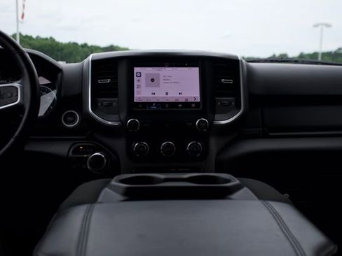 Used 2022 RAM 1500 Big Horn AWD/4WD image 11