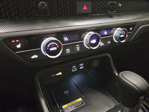 Used 2025 Honda CR-V Sport-L image 18