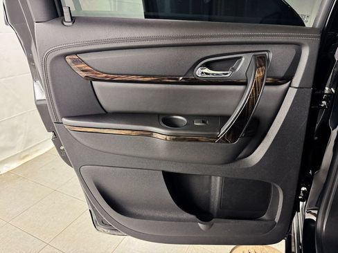 Used 2016 GMC Acadia Denali AWD/4WD image 15