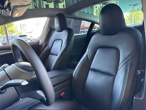 Used 2023 Tesla Model 3 Standard Range RWD image 29