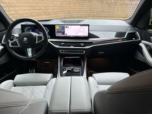 Certified 2024 BMW X5 xDrive40i w/ M Sport Package image 8