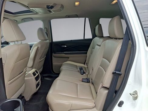 Used 2020 Honda Pilot Touring image 26