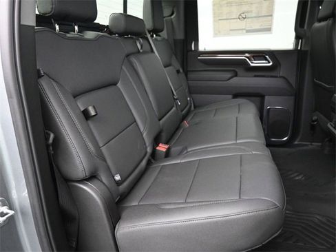 Used 2025 Chevrolet Silverado 2500 LT w/ Texas Edition image 13