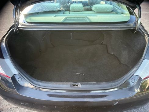 Used 2011 Toyota Camry LE w/ LE Extra-Value Pkg FWD image 22